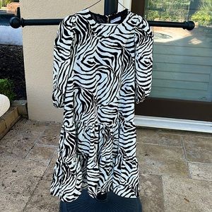 Loavies A-line Tier Zebra Mini Dress Size S Flowy Black White Puff Sleeve Scoop
